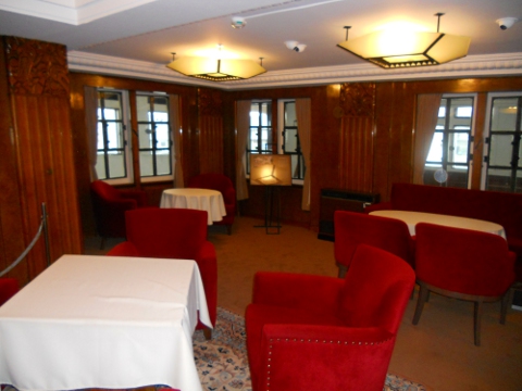 ���X�g����