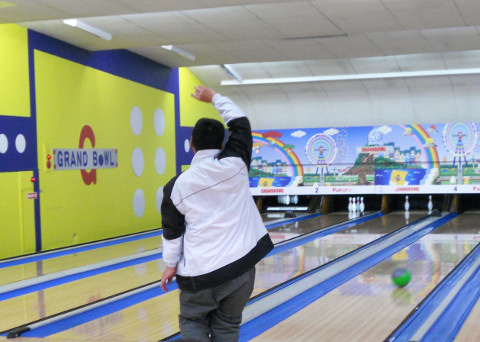 �{�[�����O���