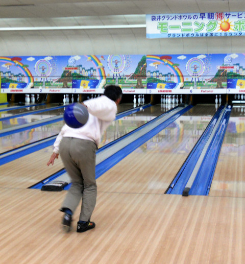 �{�[�����O���