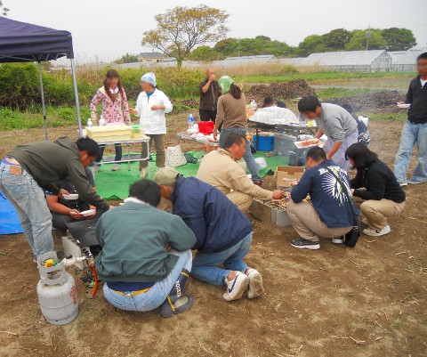 �o�[�x�L���[