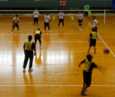 �o���[�{�[���É������