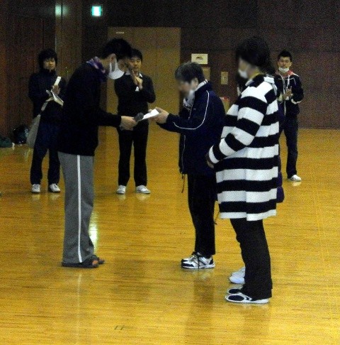 �y�^�{�[�h���