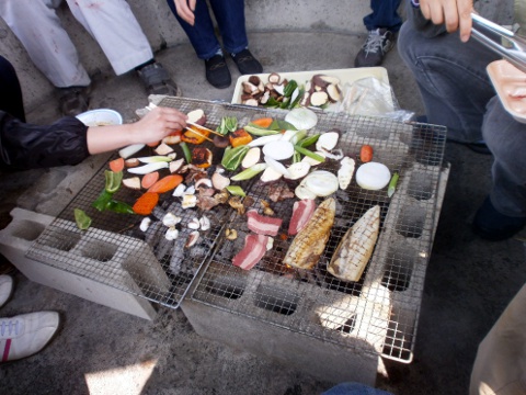 �o�[�x�L���[���