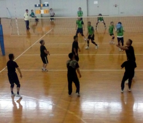 �É��������n��\�t�g�o���[�{�[�����